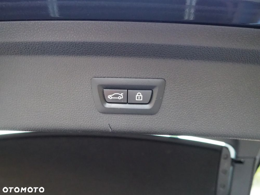 BMW 3GT 335i M Sport - 38