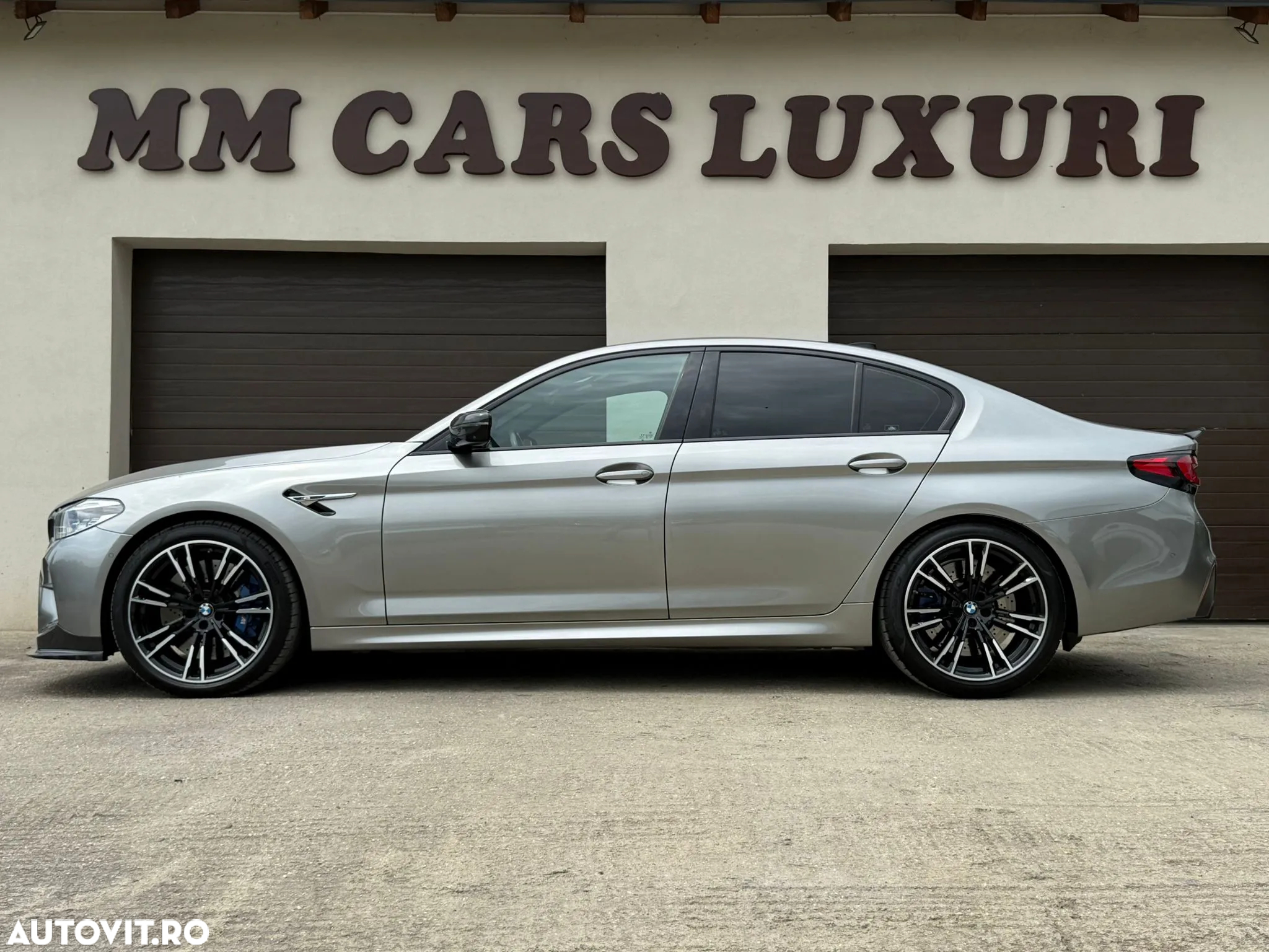 BMW M5 Standard - 11