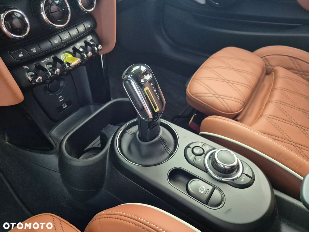 MINI Cooper SE - 13