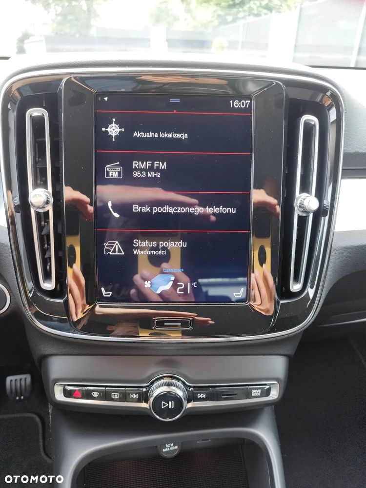 Volvo XC 40 T3 Momentum - 17