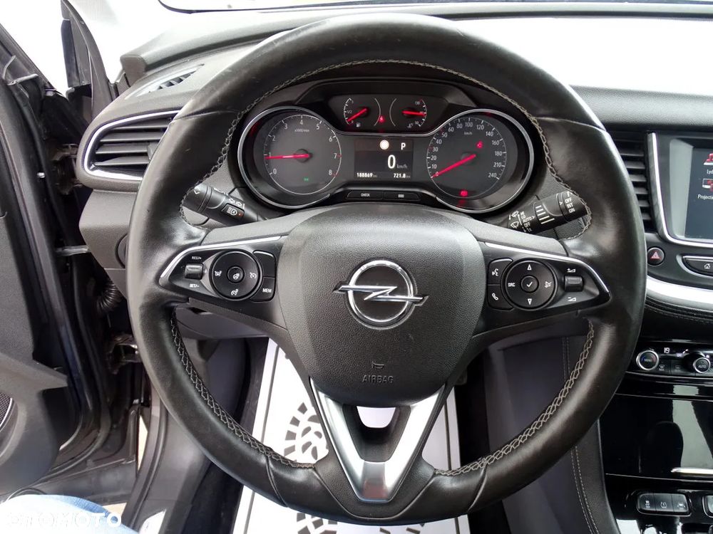 Opel Grandland X 1.2 Start/Stop Automatik Business Edition - 18