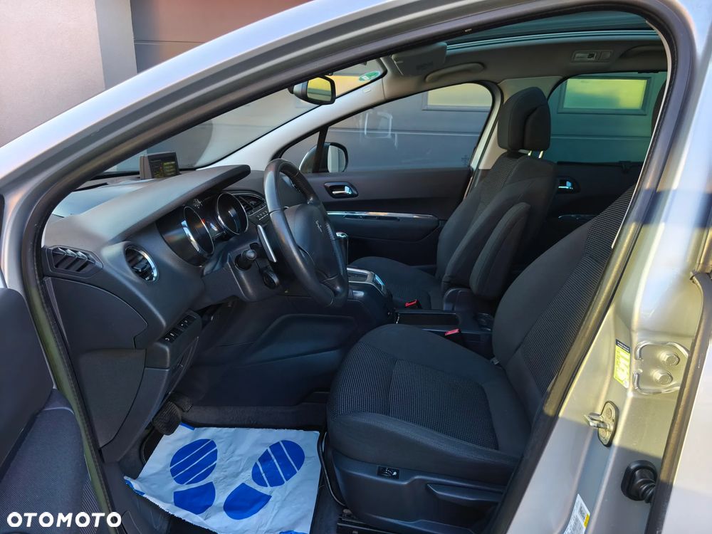 Peugeot 5008 - 5