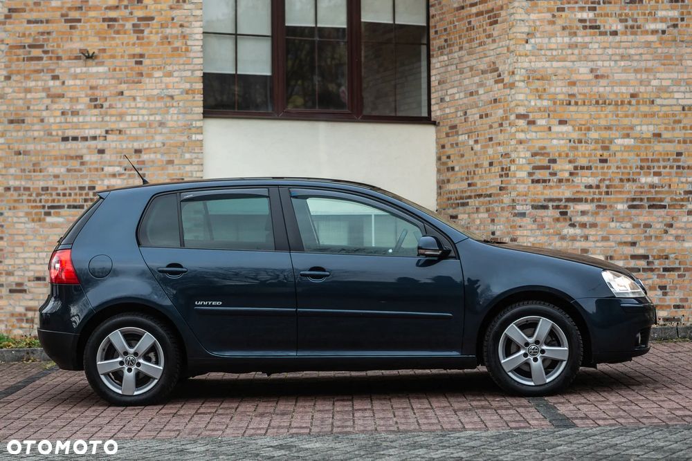 Volkswagen Golf - 13