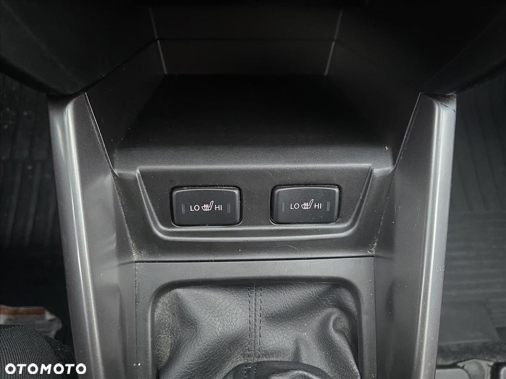 Suzuki Vitara 1.4 Boosterjet SHVS Premium 2WD - 17
