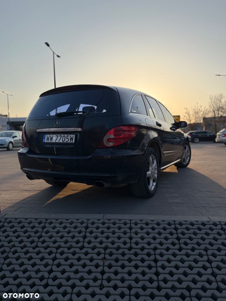 Mercedes-Benz Klasa R 500 4-Matic - 18