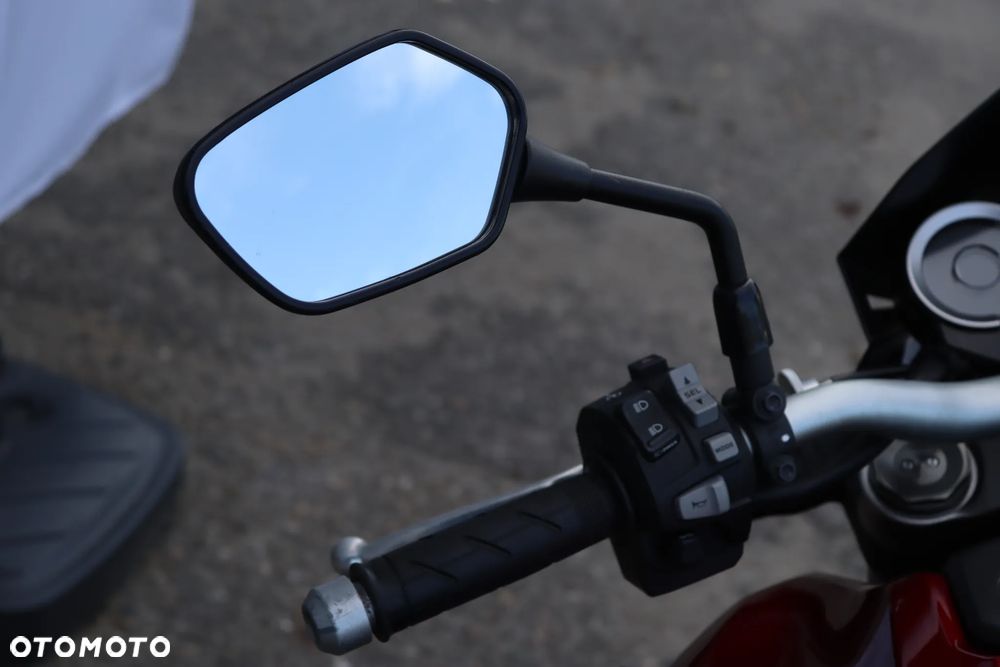 Honda CB - 21
