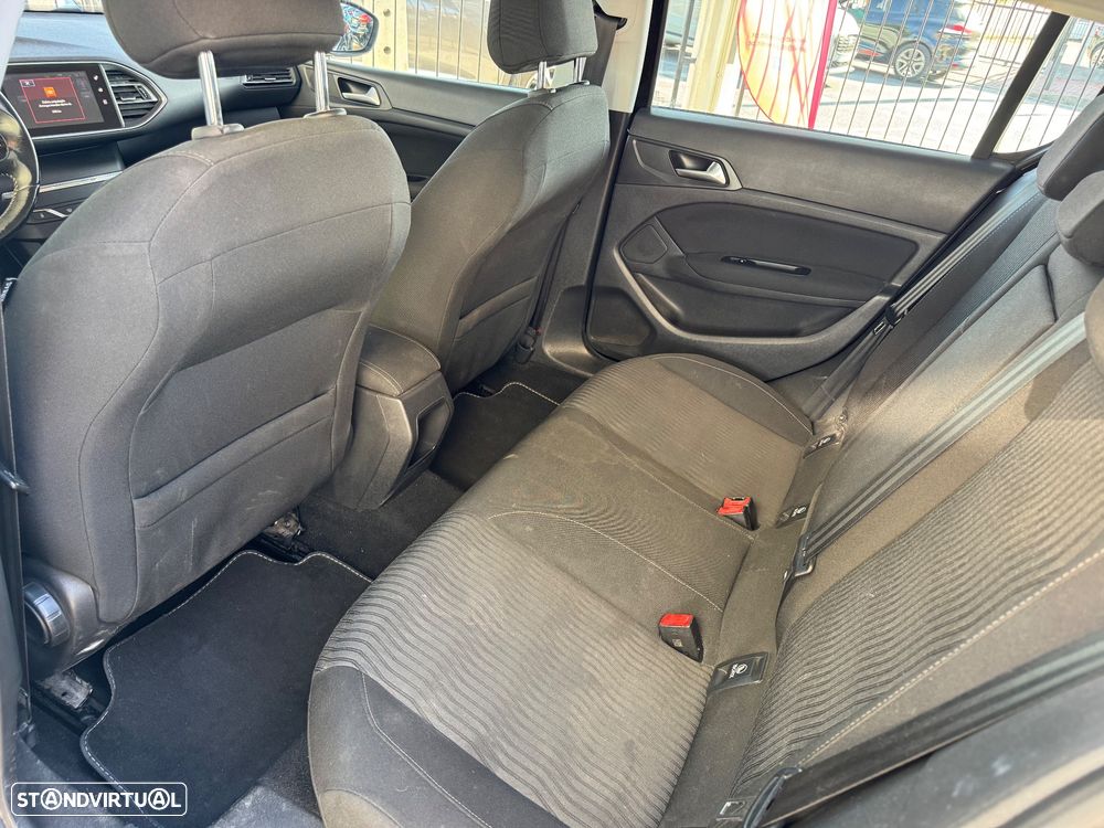 Peugeot 308 BlueHDi FAP 100 Stop & Start Access - 11