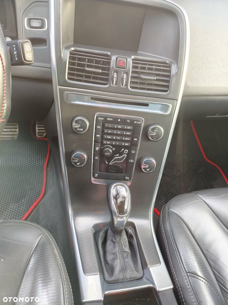 Volvo XC 60 D4 Geartronic RDesign - 7