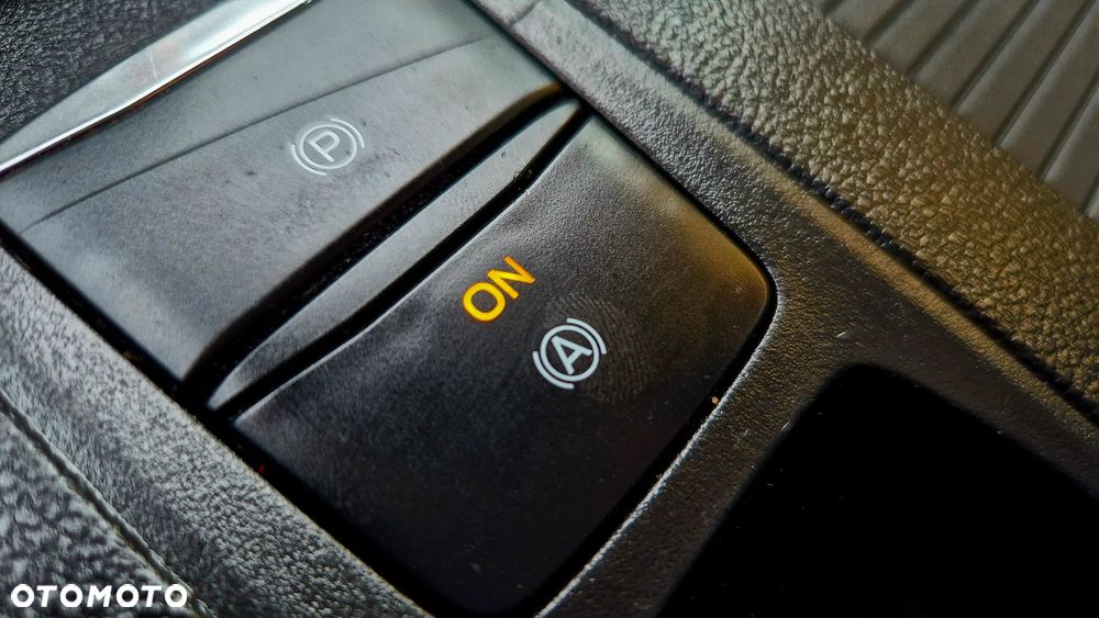 Ford Focus 1.5 EcoBlue STart-Stopp-System TITANIUM - 31