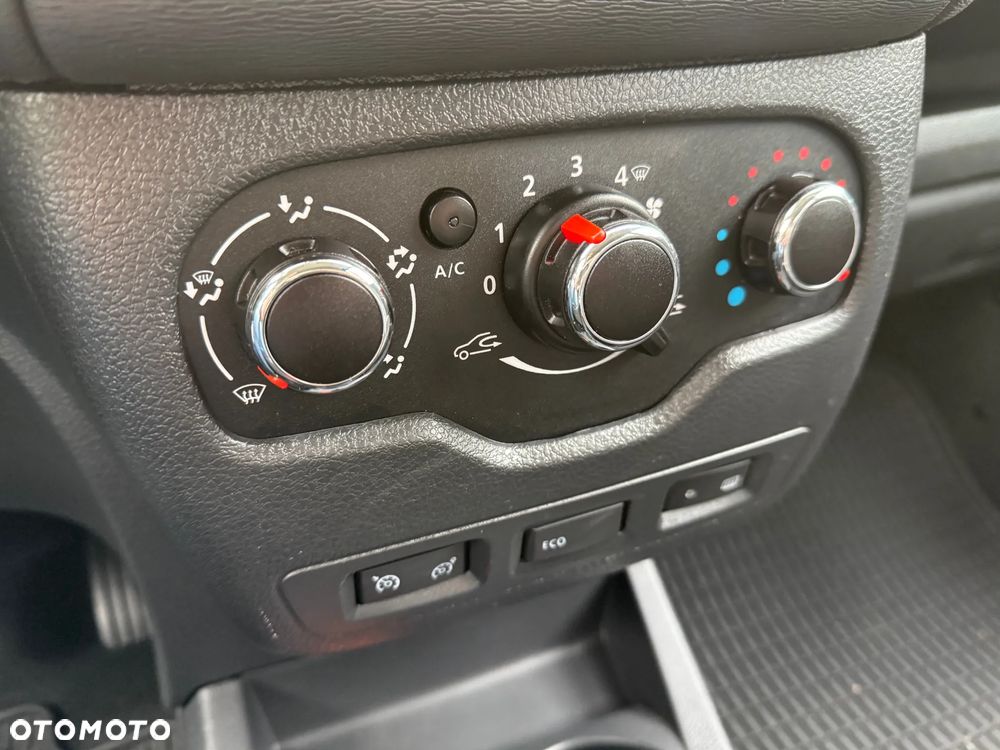 Dacia Lodgy SCe 100 Stepway - 18