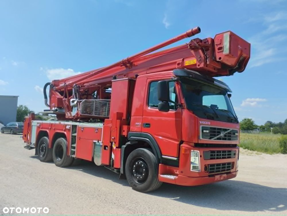 Volvo FM9 - 2