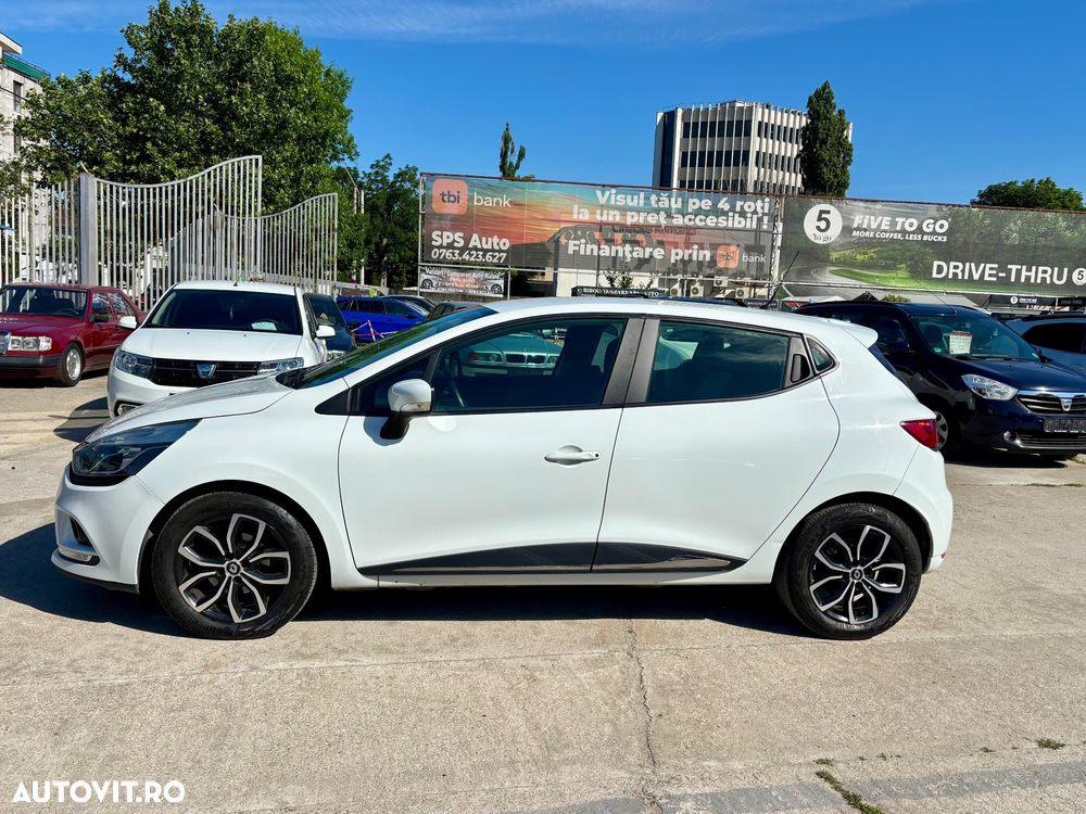 Renault Clio - 6