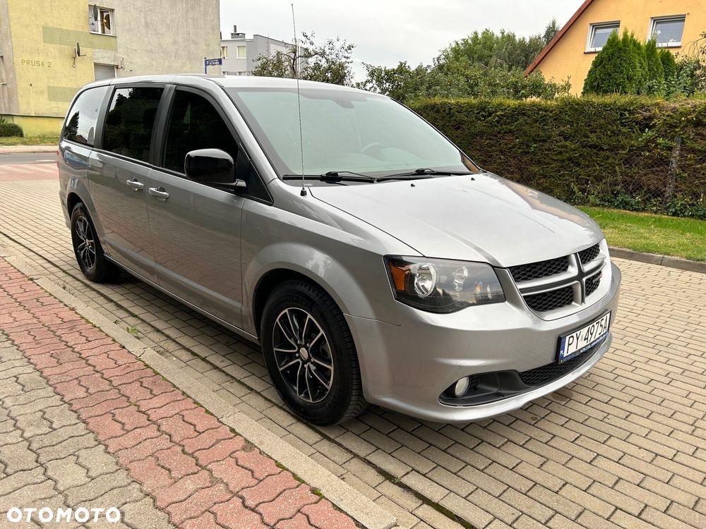 Dodge Grand Caravan - 20
