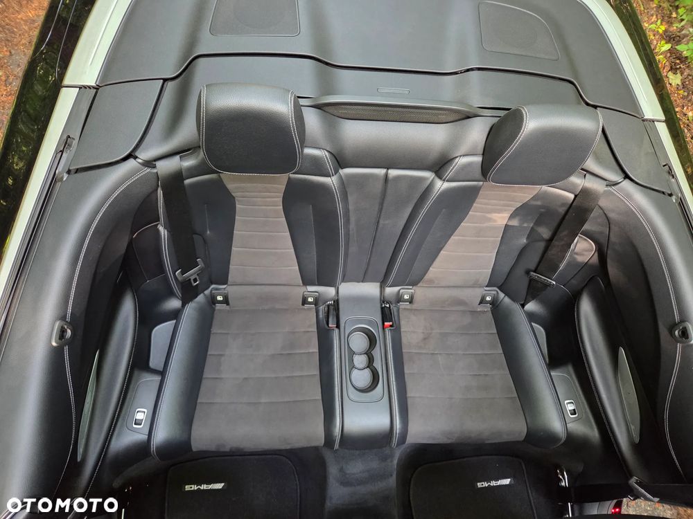 Mercedes-Benz Klasa E 300 9G-TRONIC - 15