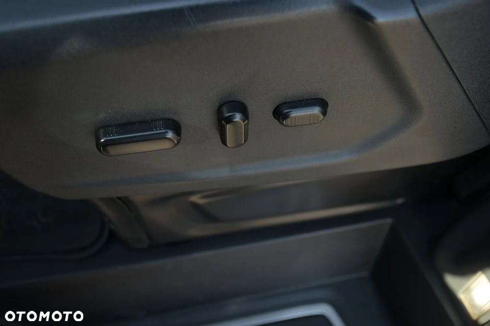 Ford Tourneo Custom 2.0 TDCi L2 Titanium SelectShift - 28