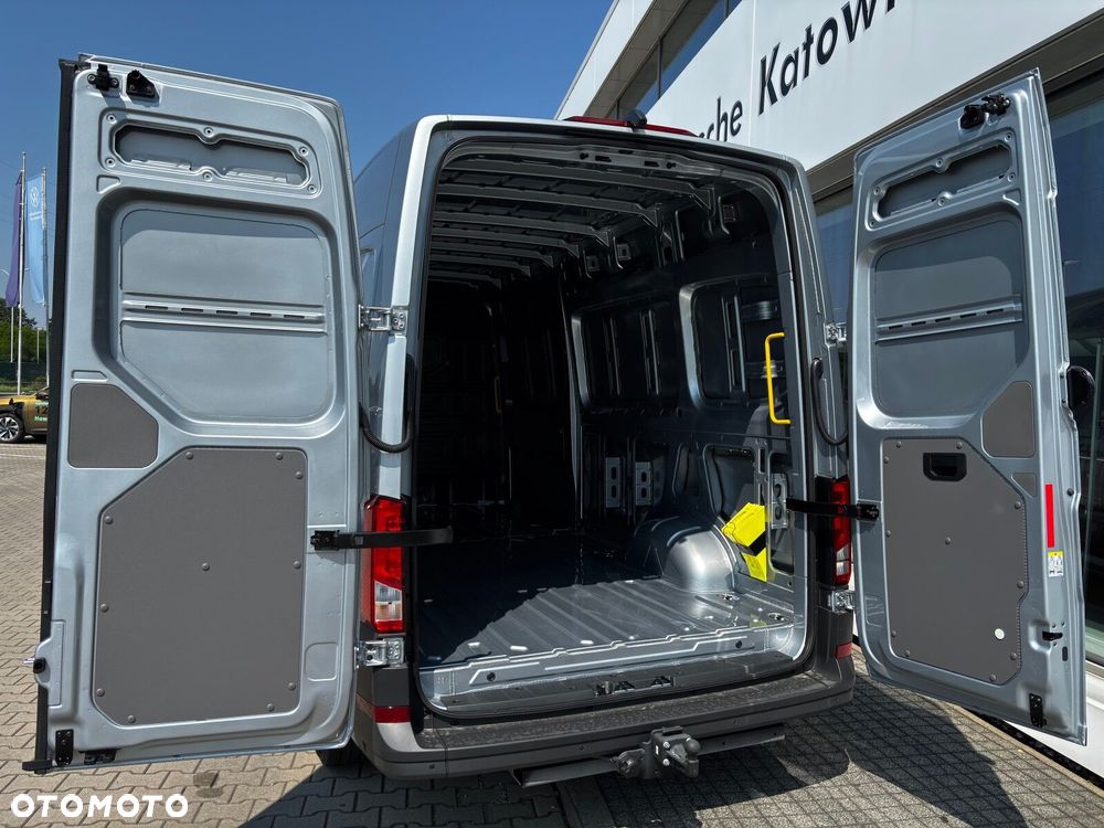 Volkswagen Crafter L4H3 177 KM 8-AUT 4MOTION - 12