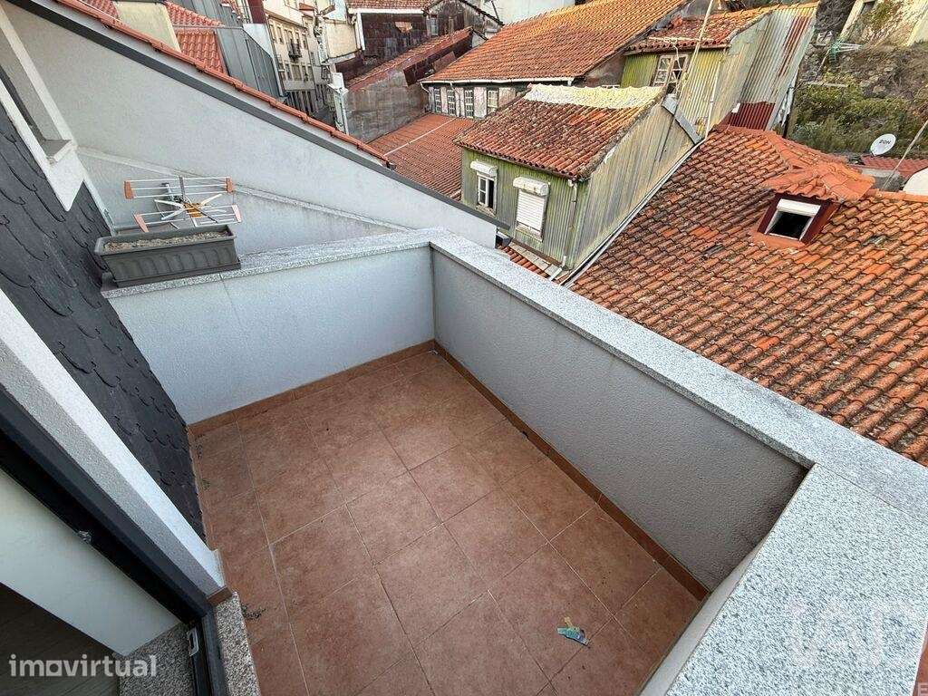 Duplex T3 em Lamego de 95 m2 - Grande imagem: 2/33