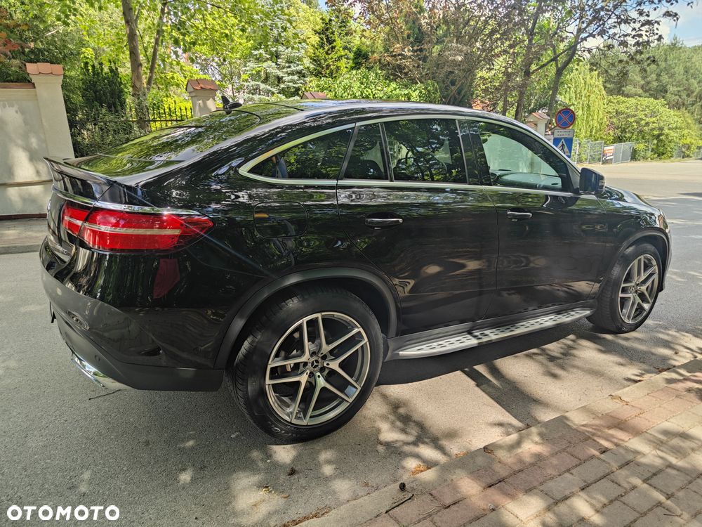 Mercedes-Benz GLE - 10