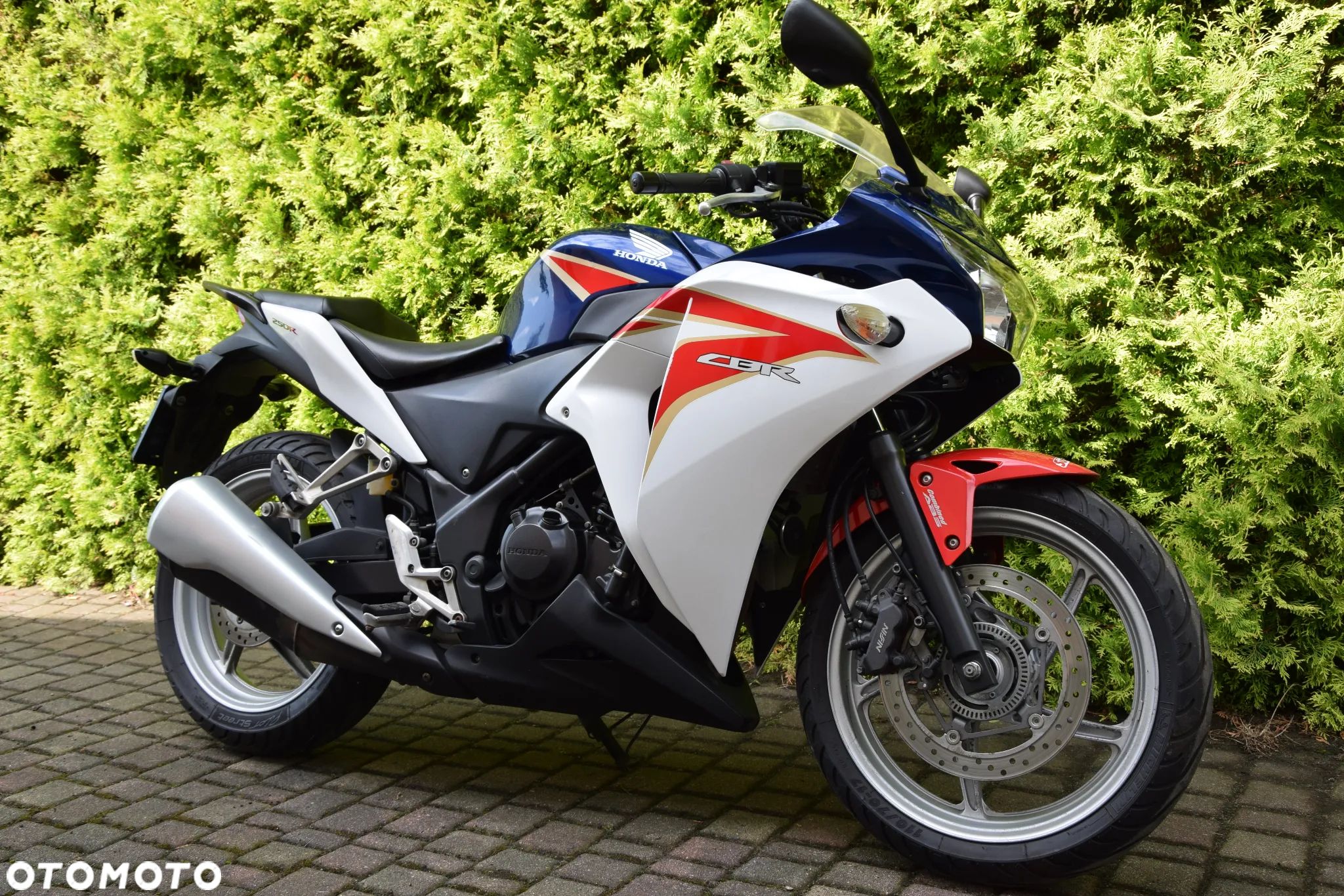 Honda CBR - 1