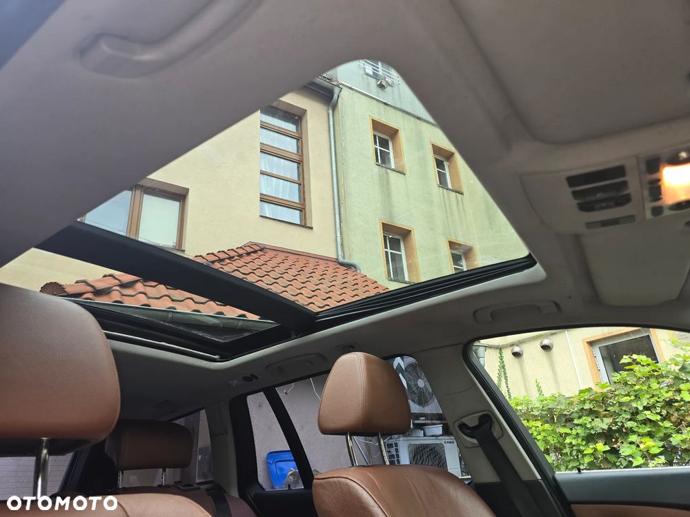 BMW Seria 5 525d - 15