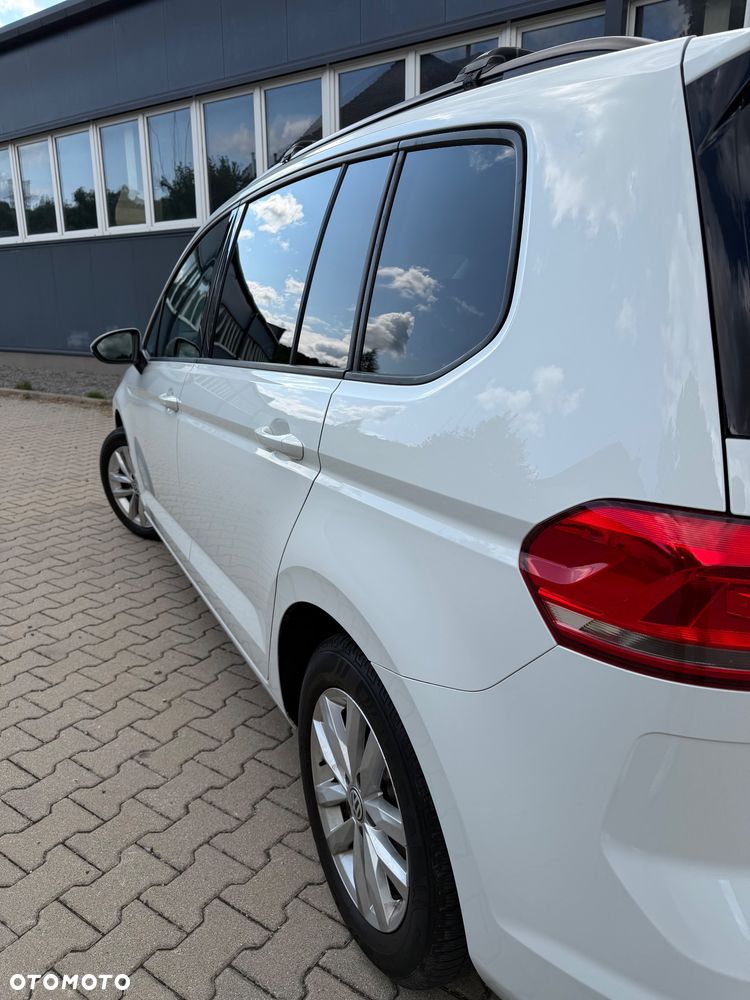 Volkswagen Touran 2.0 TDI BMT Comfortline - 6