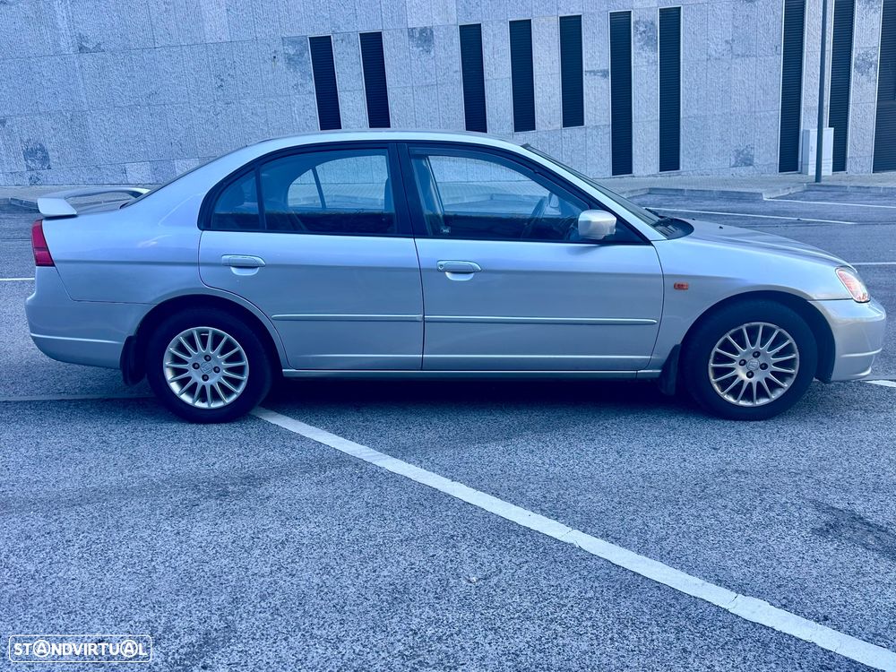 Honda Civic 1.6 ES - 14