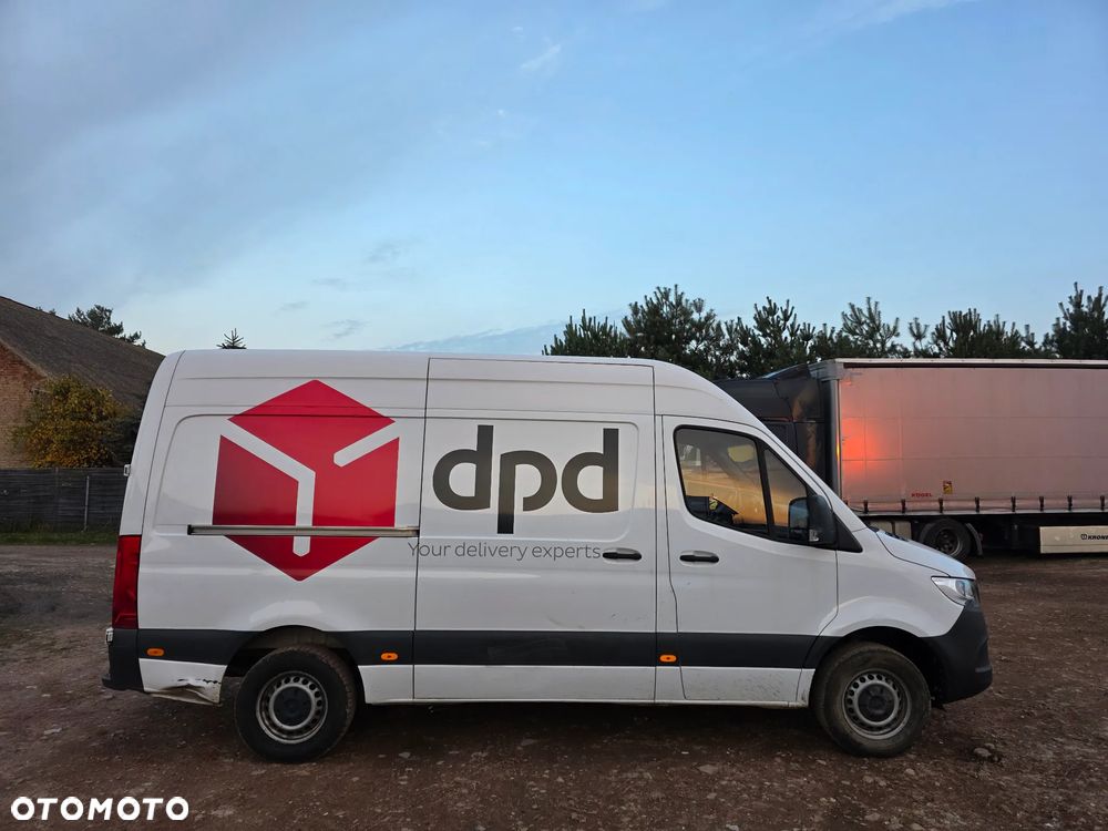 Mercedes-Benz Sprinter - 6