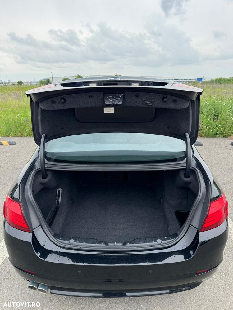 BMW Seria 5 520d Aut. - 17