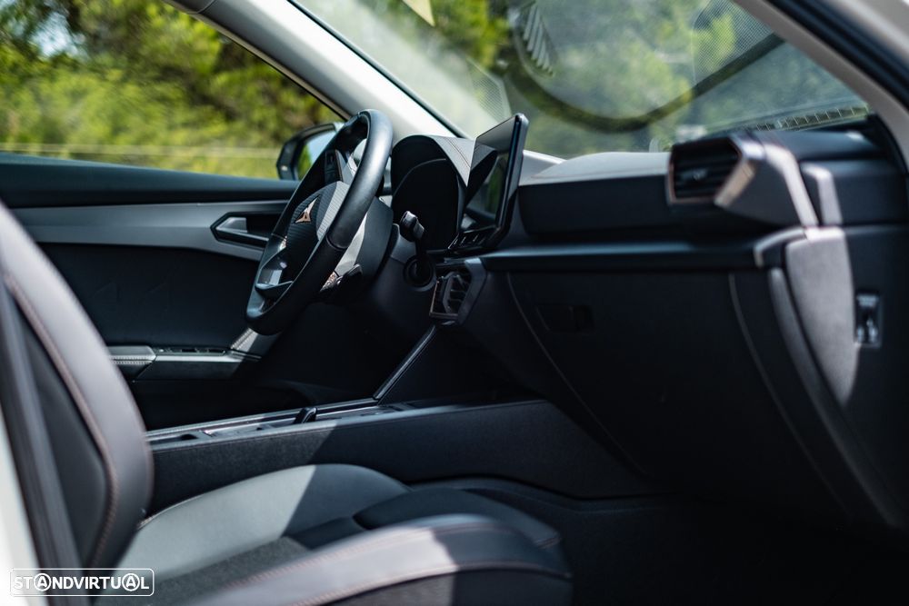 Cupra Formentor 1.4 e-Hybrid Sport DSG - 27