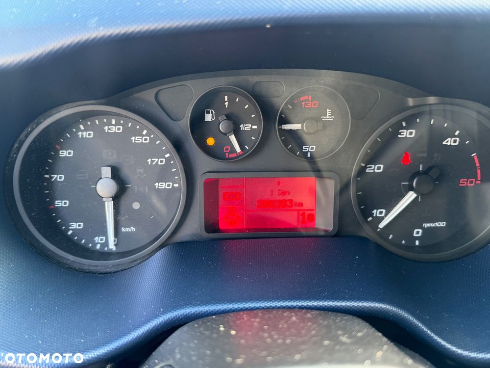 Iveco DAILY 35S14,35S15,35S16,35S17,KILKA SZTUK IZOTERMY CHLODNIE PODWOZIA DO ZABUDOWY KIPRY WYWROTKI KILKANASCIE SZTUK - 15