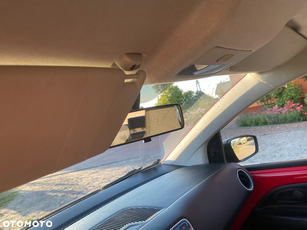 Volkswagen up! 1.0 Take - 19