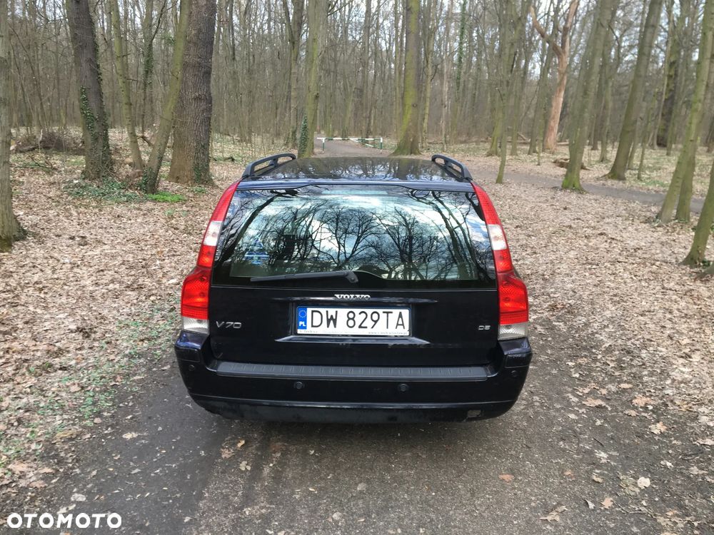 Volvo V70 D5 Momentum - 6
