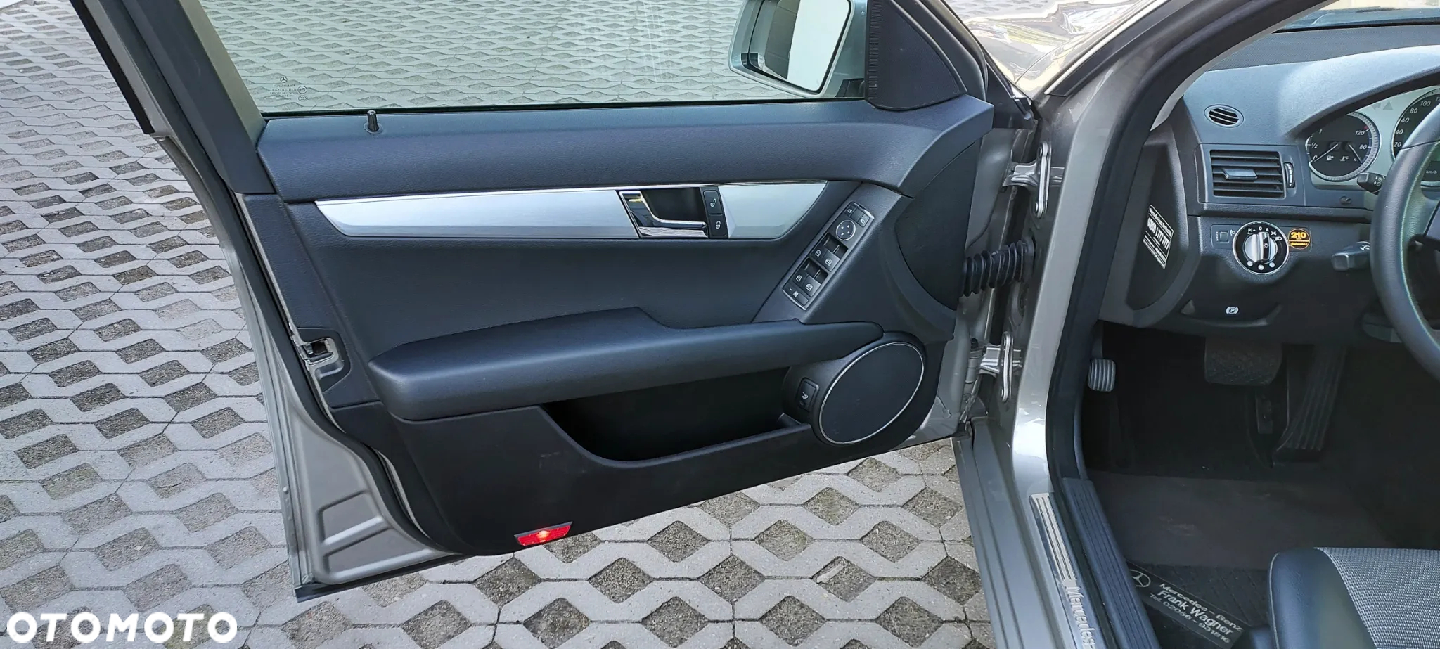 Mercedes-Benz Klasa C - 30