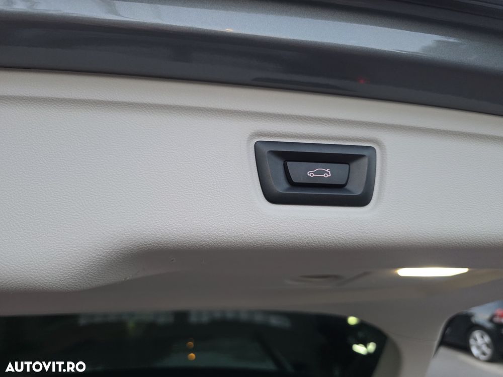BMW Seria 3 320d xDrive AT MHEV - 16