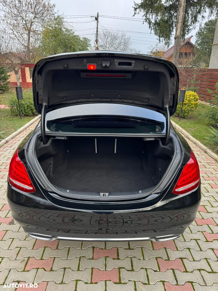 Mercedes-Benz C - 27