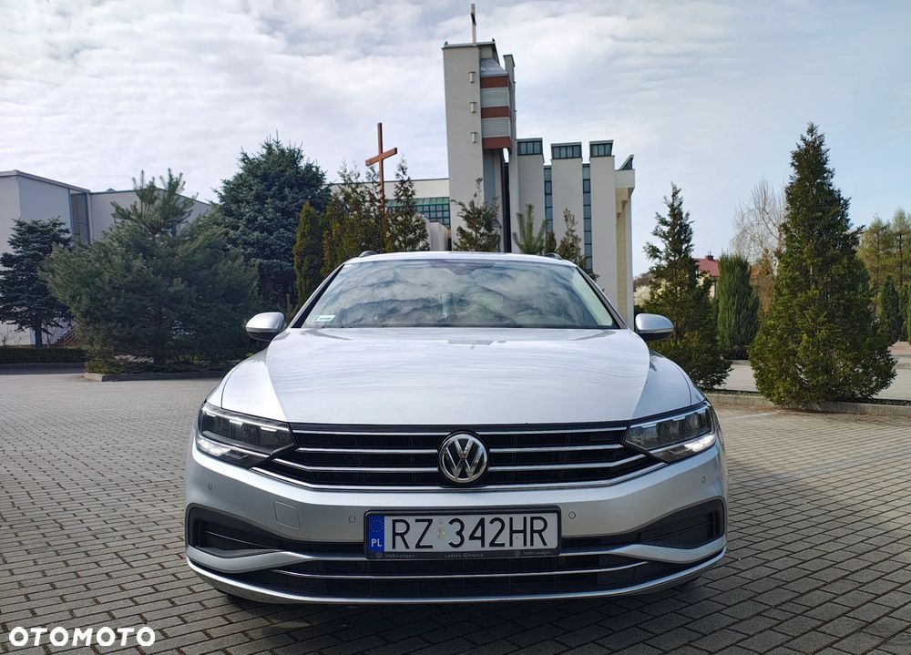 Volkswagen Passat 2.0 TDI Business DSG - 2
