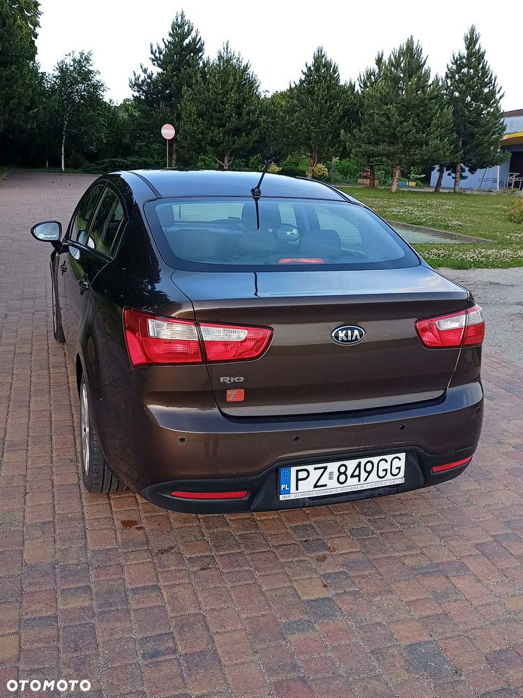 Kia Rio 1.2 M - 5