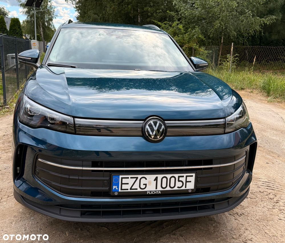 Volkswagen Tiguan 1.5 eTSI R-Line DSG - 2