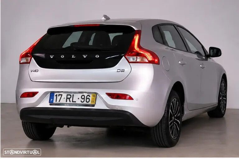 Volvo V40 2.0 D2 Momentum - 20