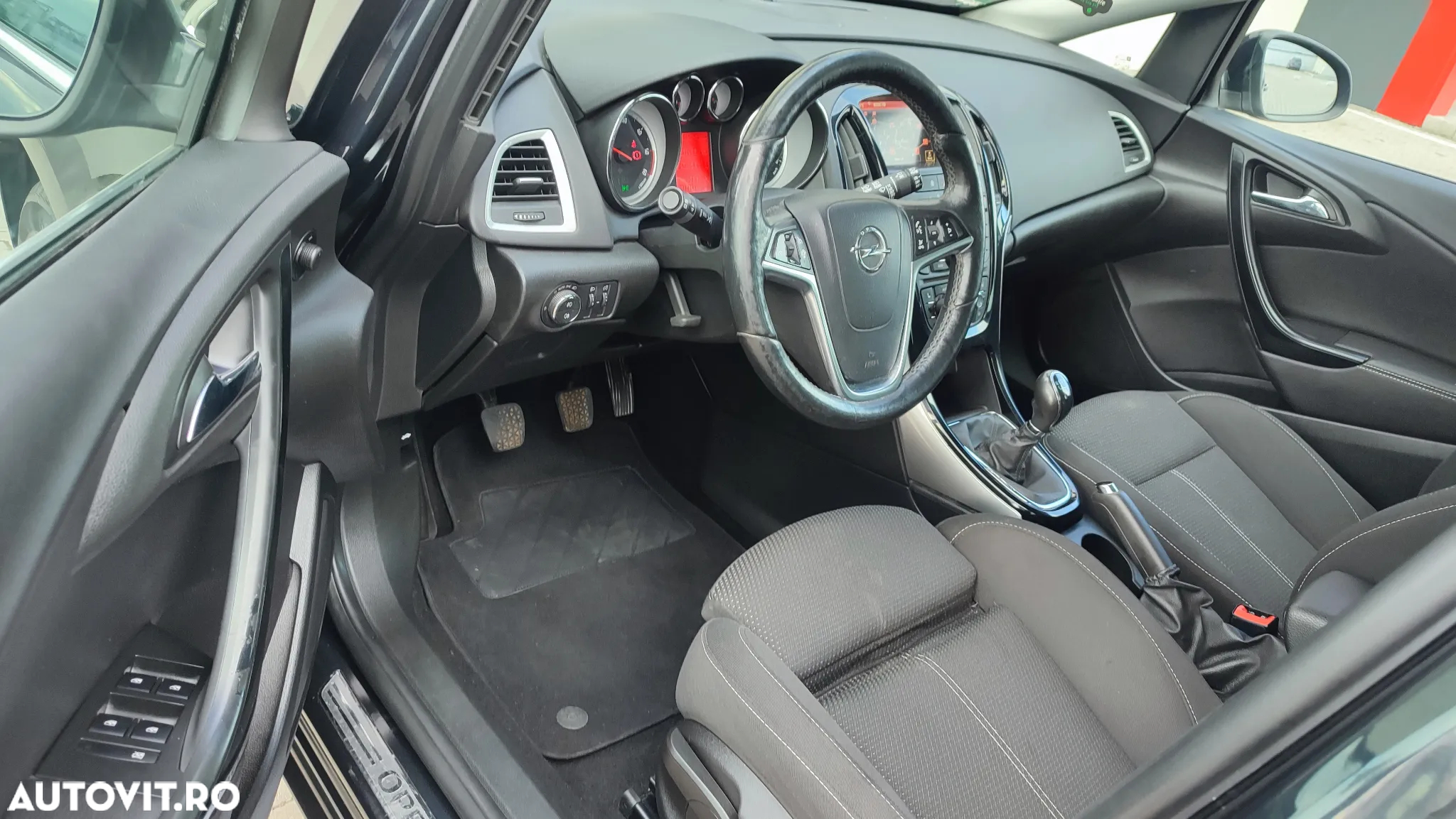 Opel Astra 1.6 D (CDTI DPF ecoFLEX) Start/Stop Excellence - 5