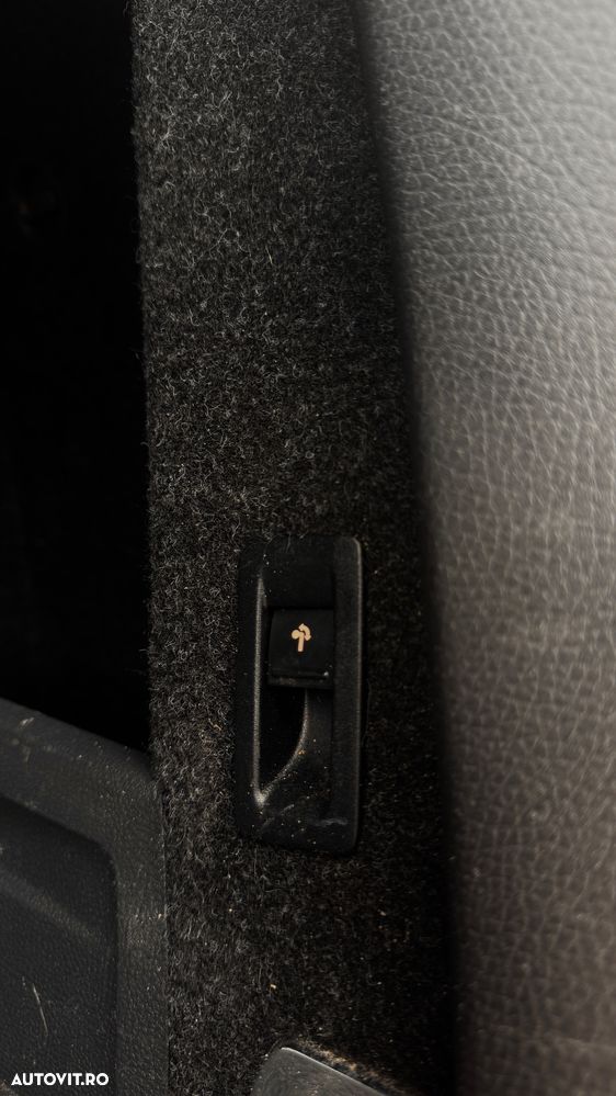 Volkswagen Passat 2.0 TDI SCR DSG BlueMotion Highline - 20