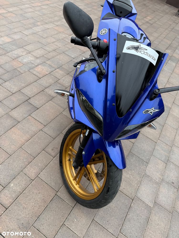 Yamaha YZF - 6