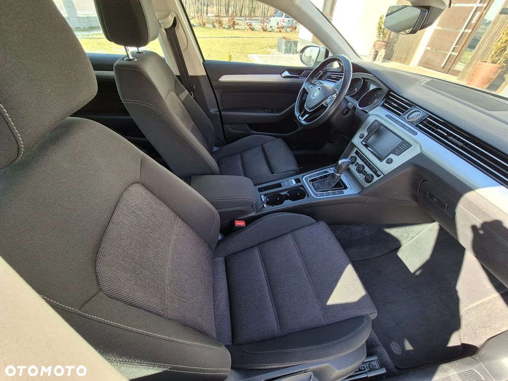 Volkswagen Passat 1.8 TSI BMT Comfortline DSG - 19
