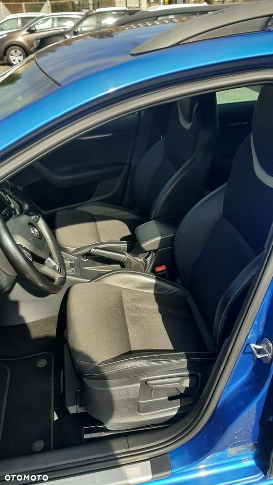 Skoda Octavia 2.0 TDI RS - 13