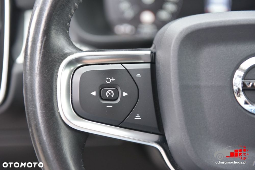 Volvo XC 40 - 31
