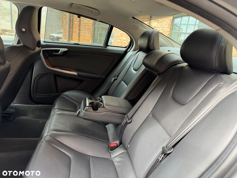 Volvo S60 T5 Geartronic Summum - 20