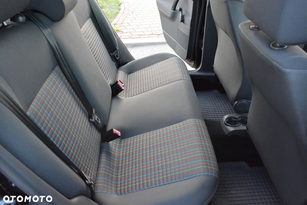 Volkswagen Polo 1.4 16V Trendline - 20