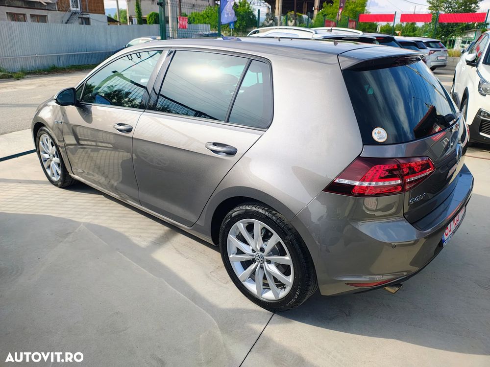 Volkswagen Golf 1.6 TDI BlueMotion Technology Lounge - 10