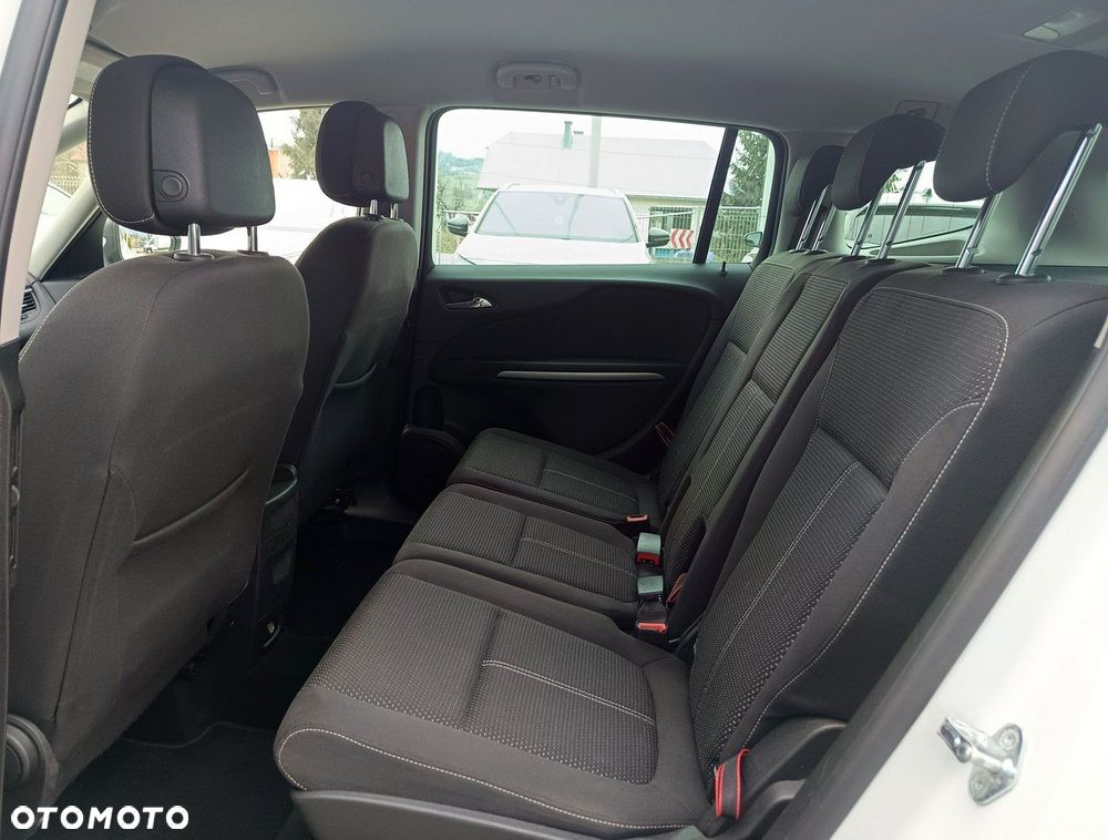 Opel Zafira - 15