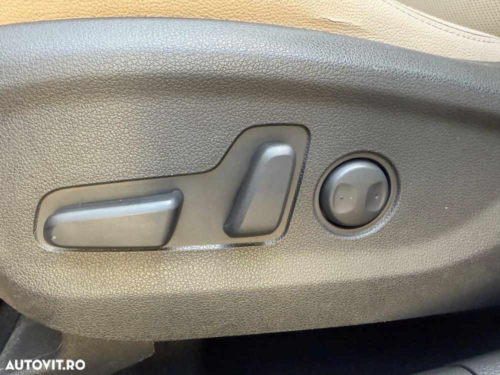 Hyundai Tucson blue 1.7 CRDi 2WD DCT Premium - 13